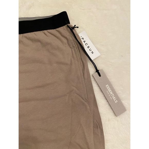 Essential Fear Of God - Picture 3 of 5